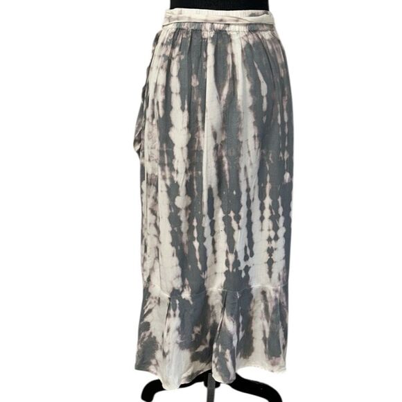 Sim & Sam Tye Dye Wrap Gray & Cream Skirt(Size Medium) - Picture 2 of 9